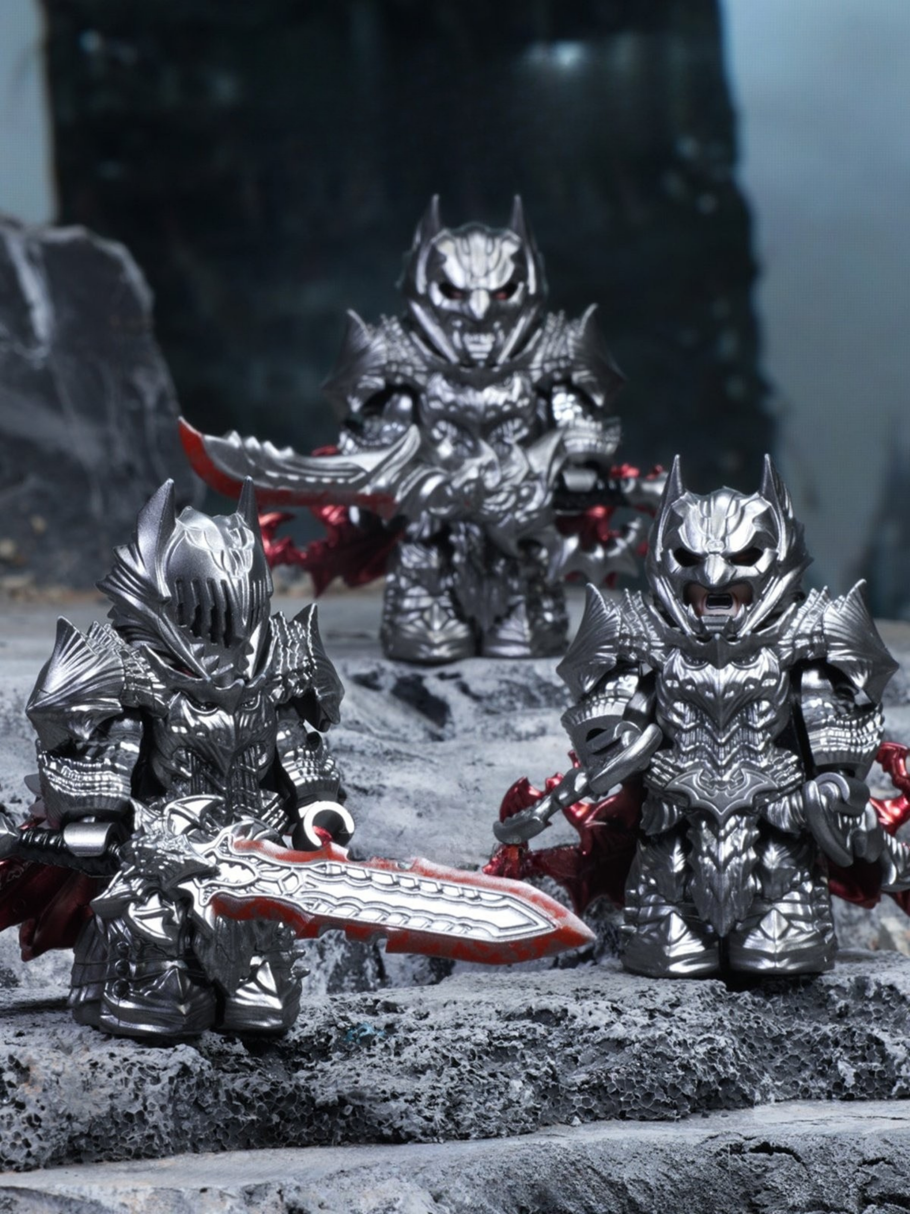 DC Berserker Batman Minifigure